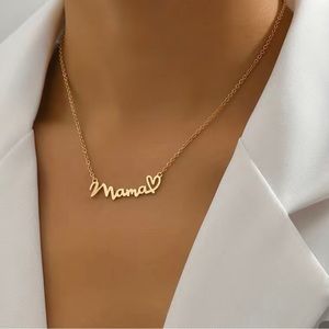 Mama Heart necklace